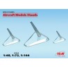 Aircraft Models stands